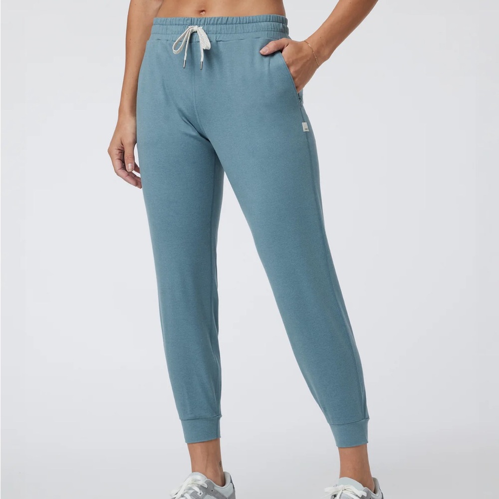 Vuori Dreamknit Jogger (Size M)